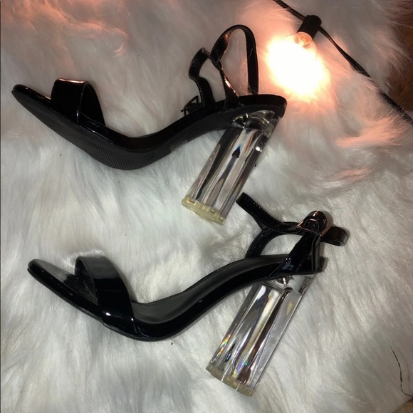 Bundle of heels - Picture 2 of 8